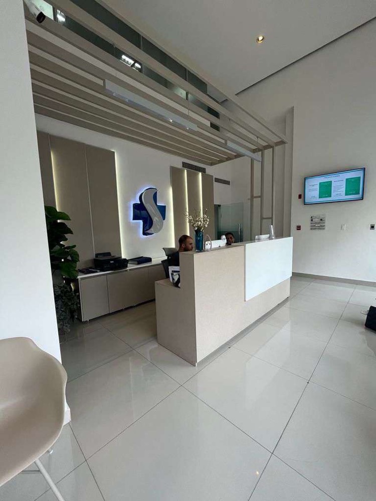 Recepción de Hotel Clinic Panama en Bella Vista